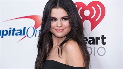 naked selena gomez|Selena Gomez Strips Naked for Beautiful Bathtub Photo Amid